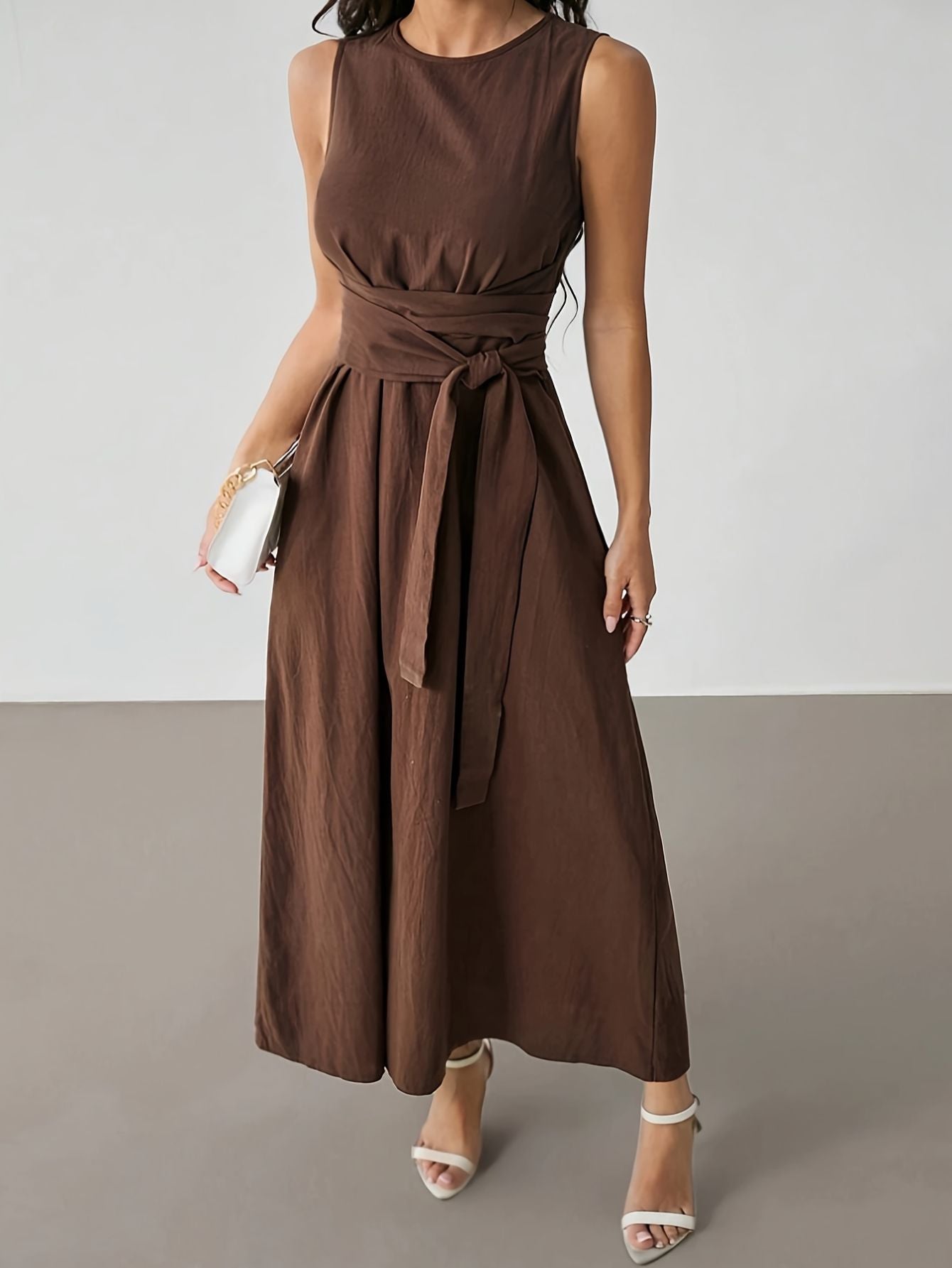 Sleeveless Brown Dress with Bow